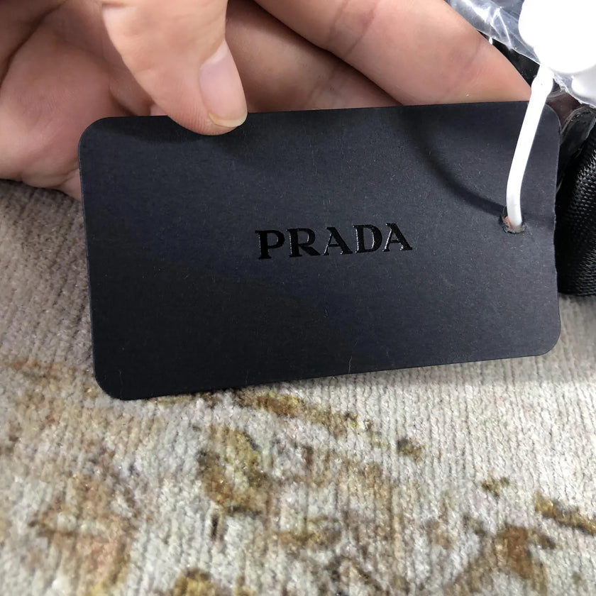 Sac banane Prada Re-Nylon 2VL977 noir