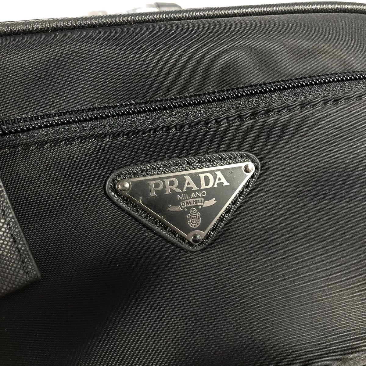 Sac banane Prada Re-Nylon 2VL977 noir