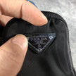 Sac bandoulière Prada Re-Edition 2005 noir
