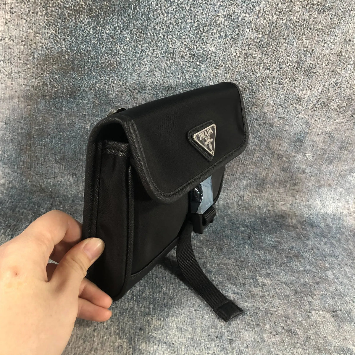 Pochette bandoulière Prada noire