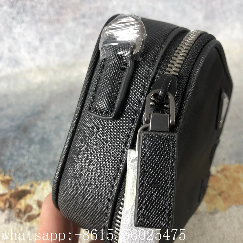 Sac bandoulière Prada Re-Nylon noir avec pochette