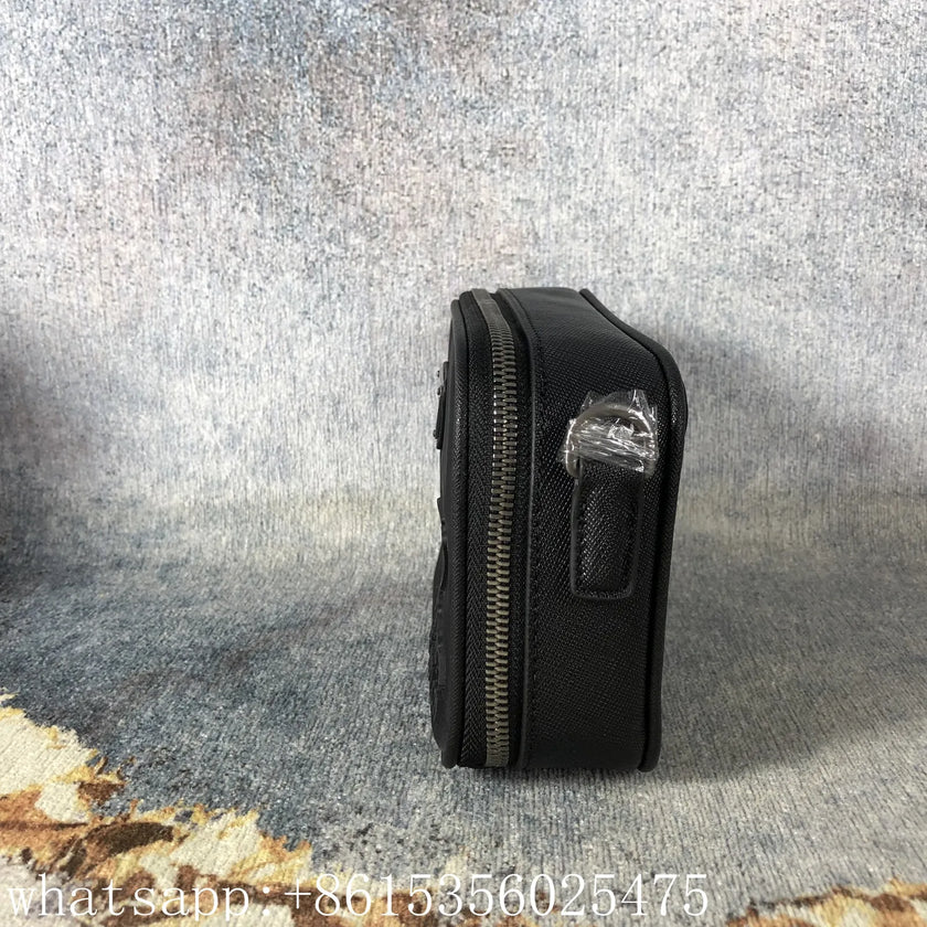Sac bandoulière Prada Re-Nylon noir avec pochette