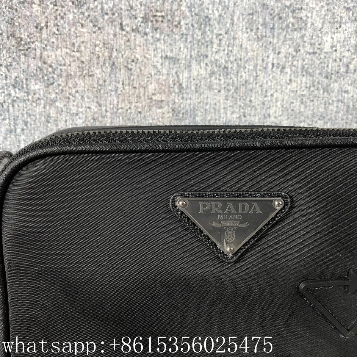Sac bandoulière Prada Re-Nylon noir avec pochette