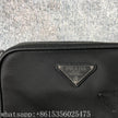 Sac bandoulière Prada Re-Nylon noir avec pochette