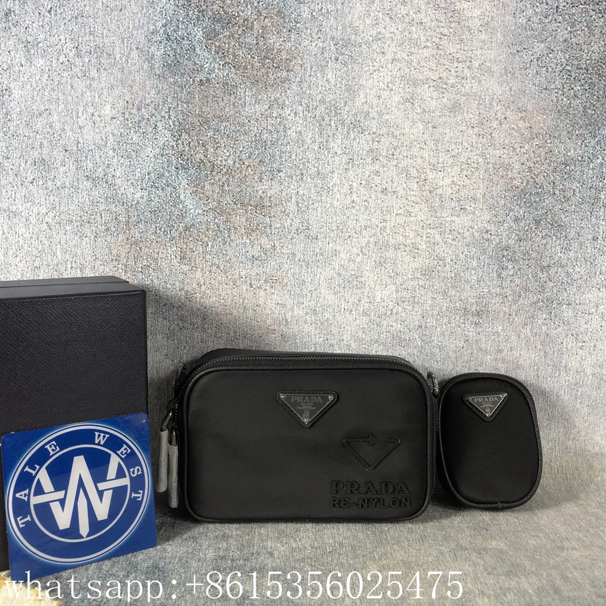 Sac bandoulière Prada Re-Nylon noir avec pochette