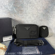 Sac bandoulière Prada Re-Nylon noir avec pochette