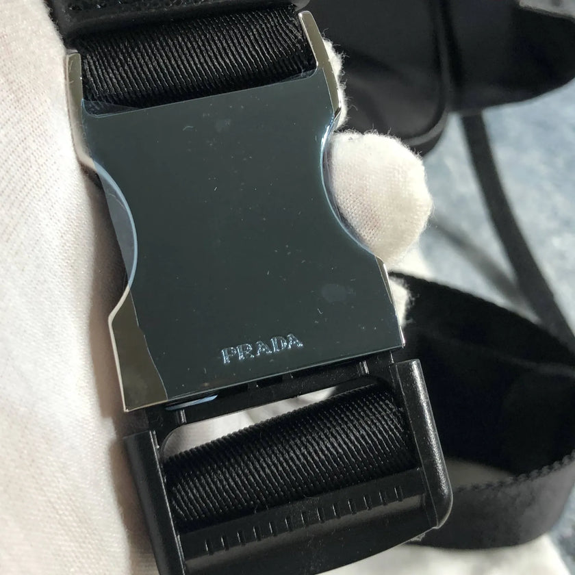 Sac banane Prada Re-Nylon noir