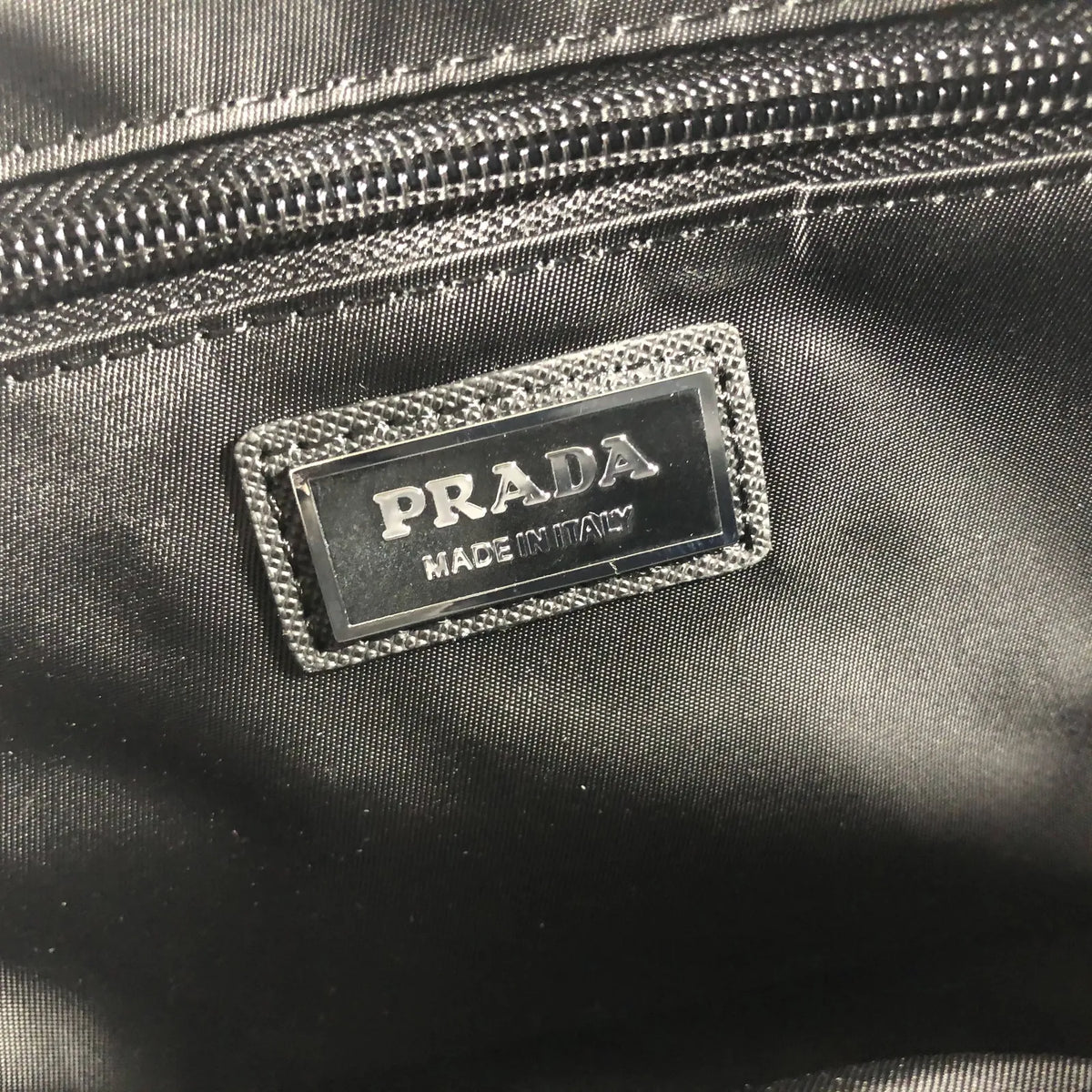 Sac banane Prada Re-Nylon noir