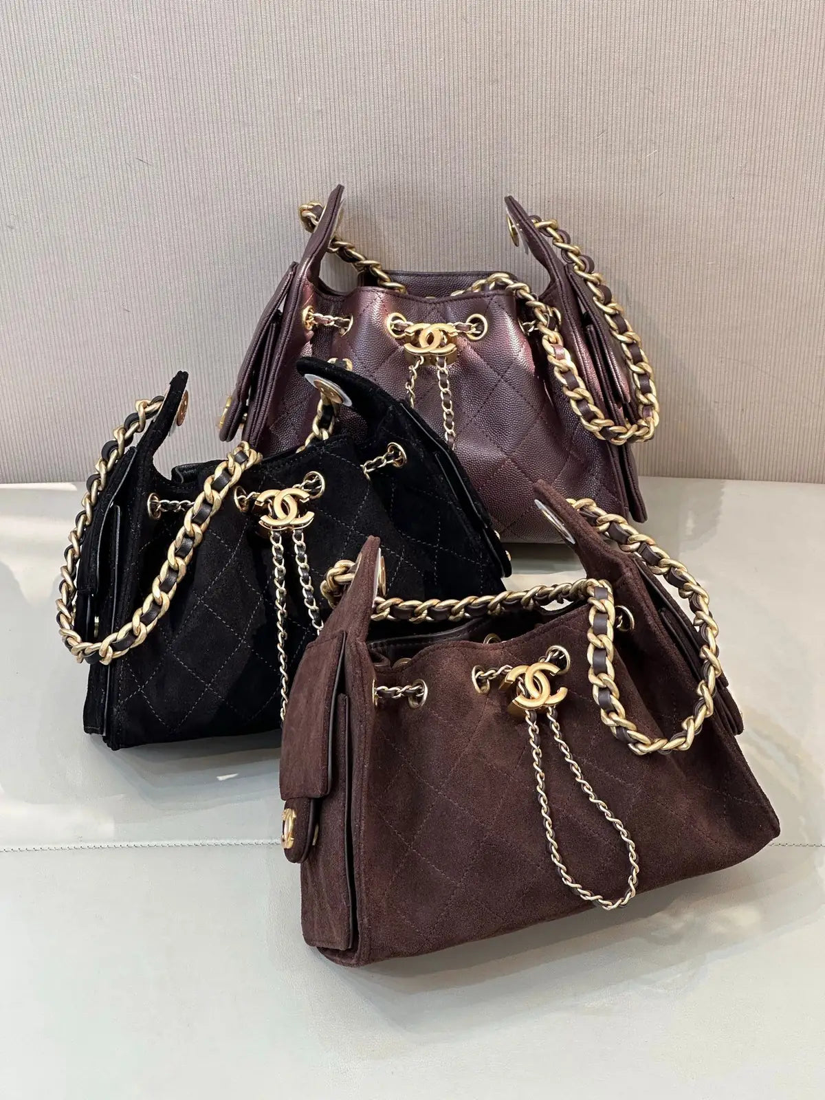 Sac Chanel 25C - Bucket Bag Cuir Matelassé