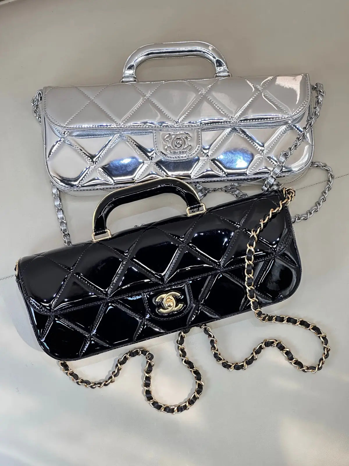 Sac Chanel 25K – Rabat Verni Métallisé
