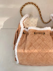 Sac Chanel 25K – Seau Shearling
