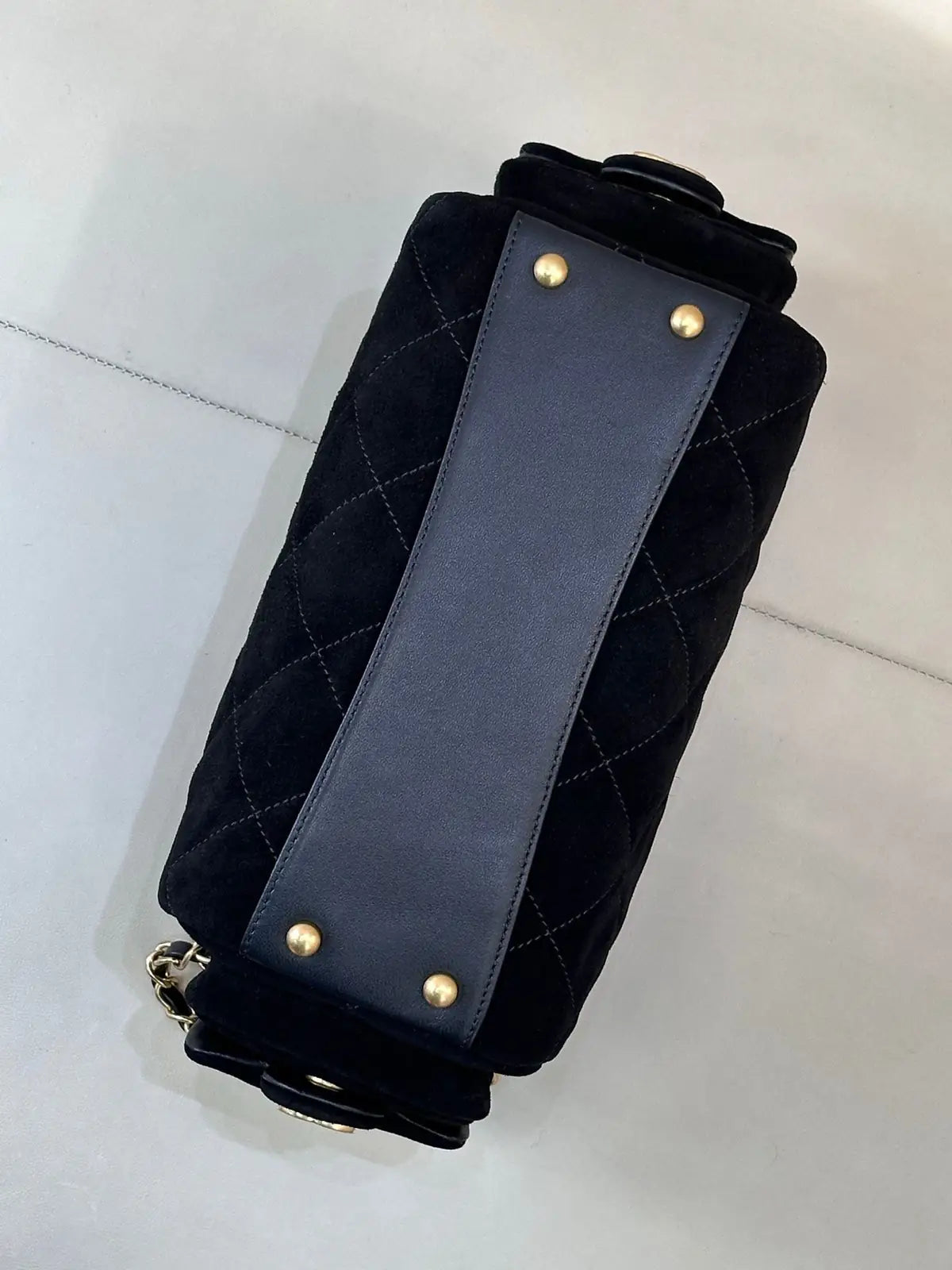 Sac Chanel 25MK - Tissu Matelassé Poches Latérales