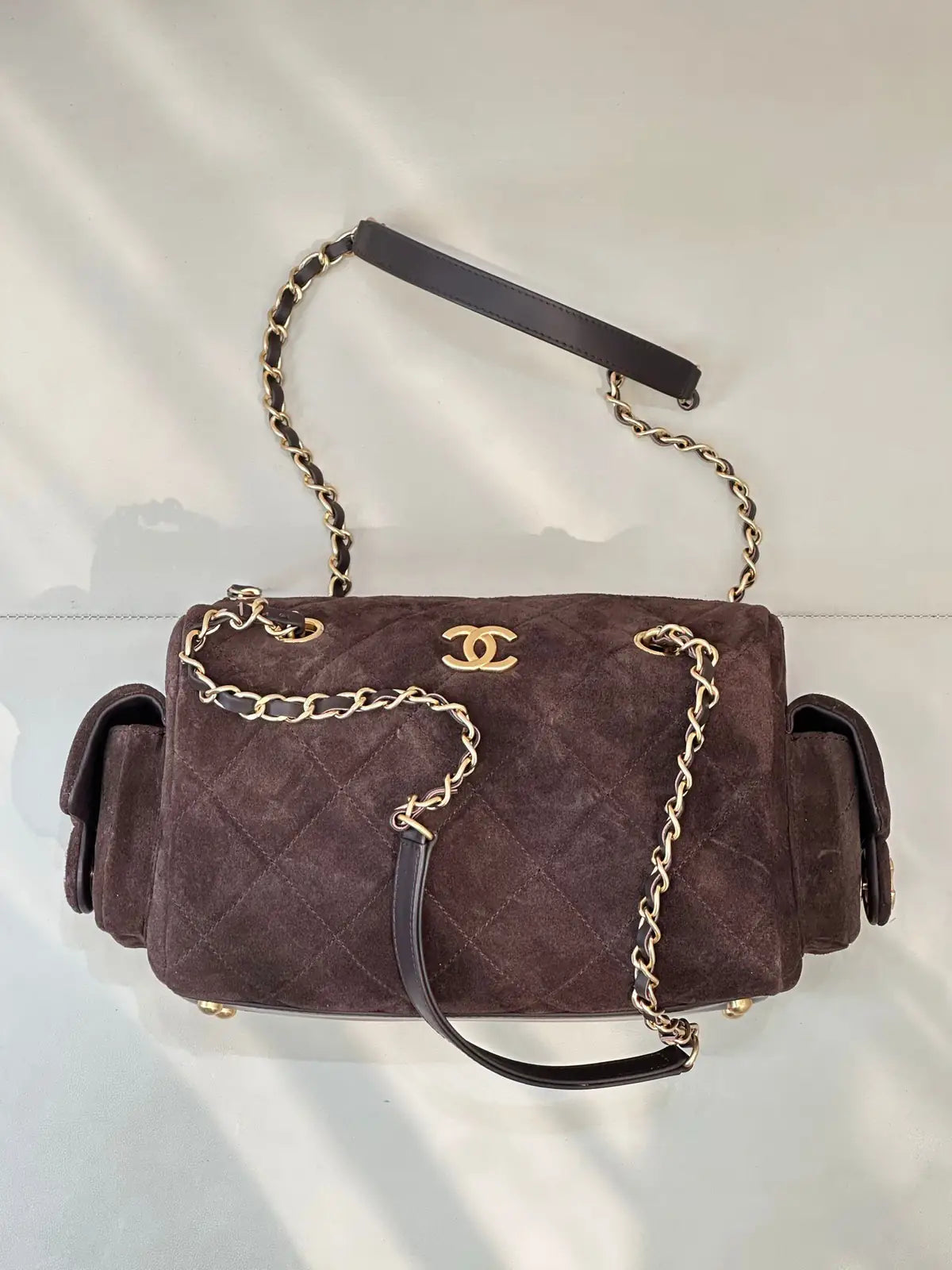 Sac Chanel 25MK - Tissu Matelassé Poches Latérales