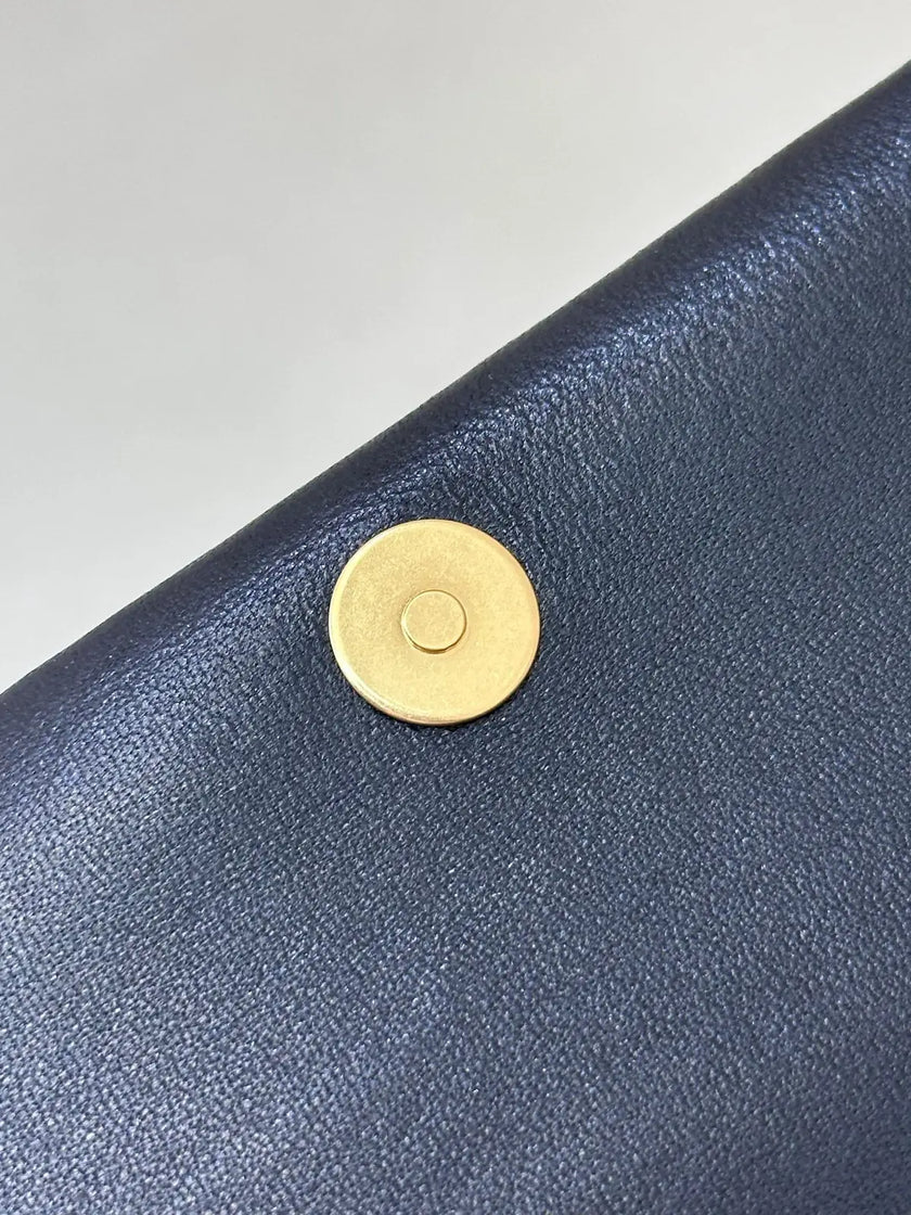 Sac Chanel 5740 Logo - Shopping Bag Cuir Agneau Marine