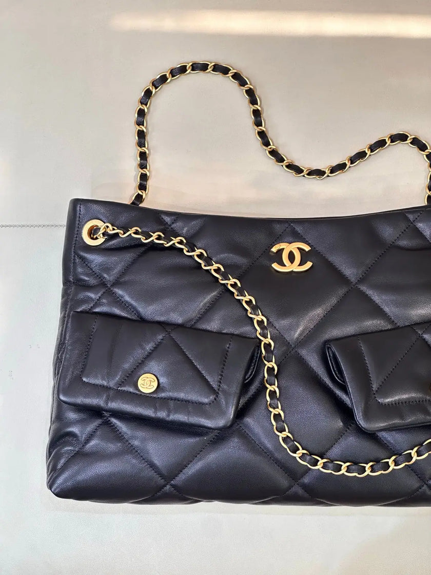 Sac Chanel 5740 Logo - Shopping Bag Cuir Agneau Marine