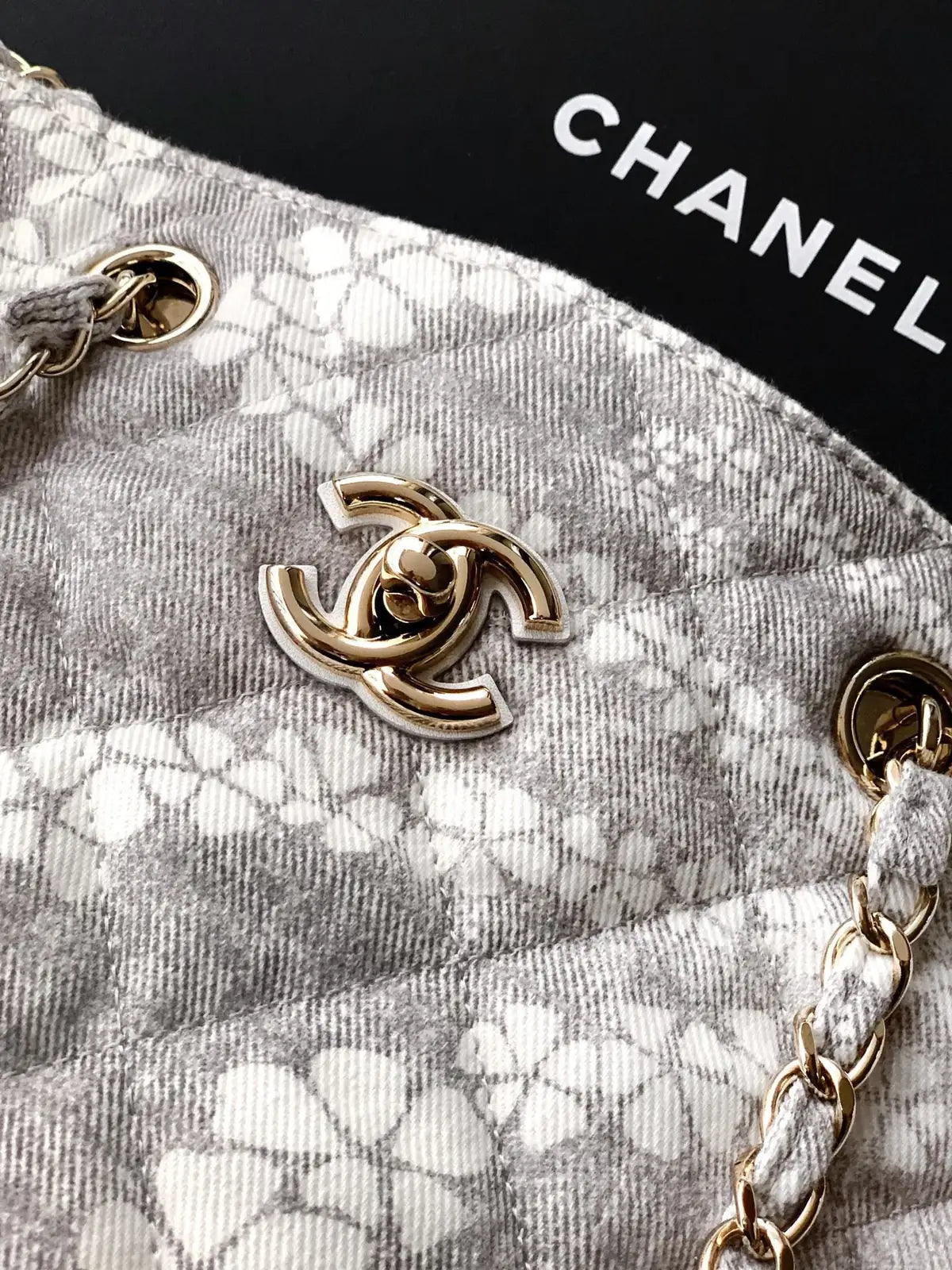 Sac Chanel Coco Beach GM – Jacquard Floral