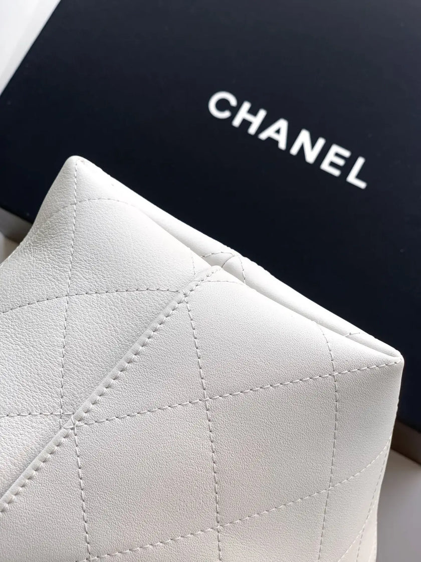 Sac Chanel Ohanel 26C - Hobo Bag Cuir Matelassé