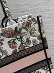 Sac Dior Book Tote – Toile Brodée Florale