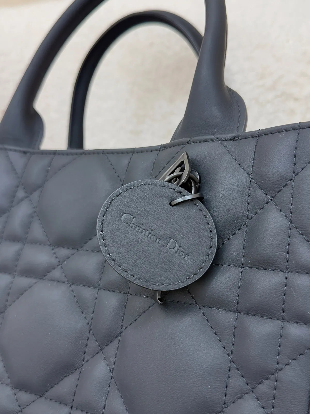 Sac Lady Dior – Cuir Cannage Matelassé