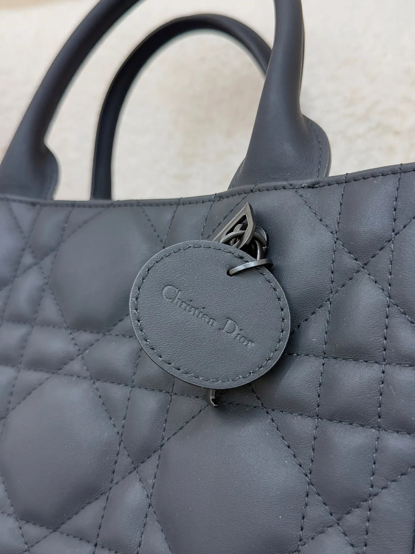 Sac Lady Dior – Cuir Cannage Matelassé