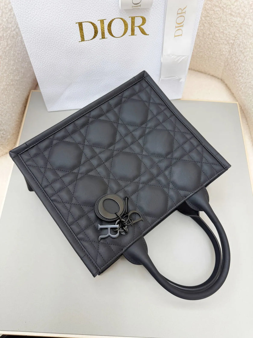Sac Lady Dior – Cuir Cannage Matelassé
