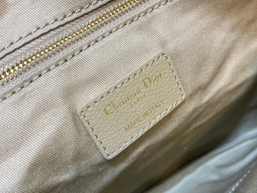 Pochette Dior Caro Daily – Cuir Cannage