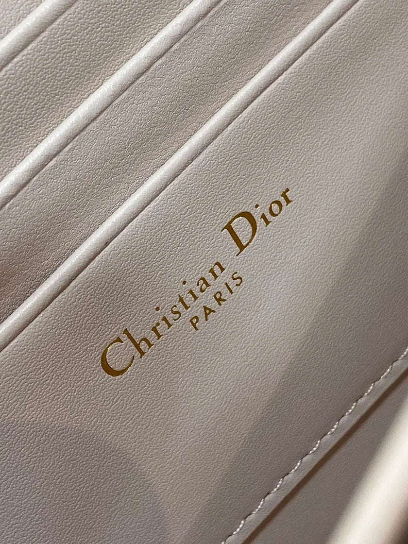 Sac Dior Miss Caro Mini