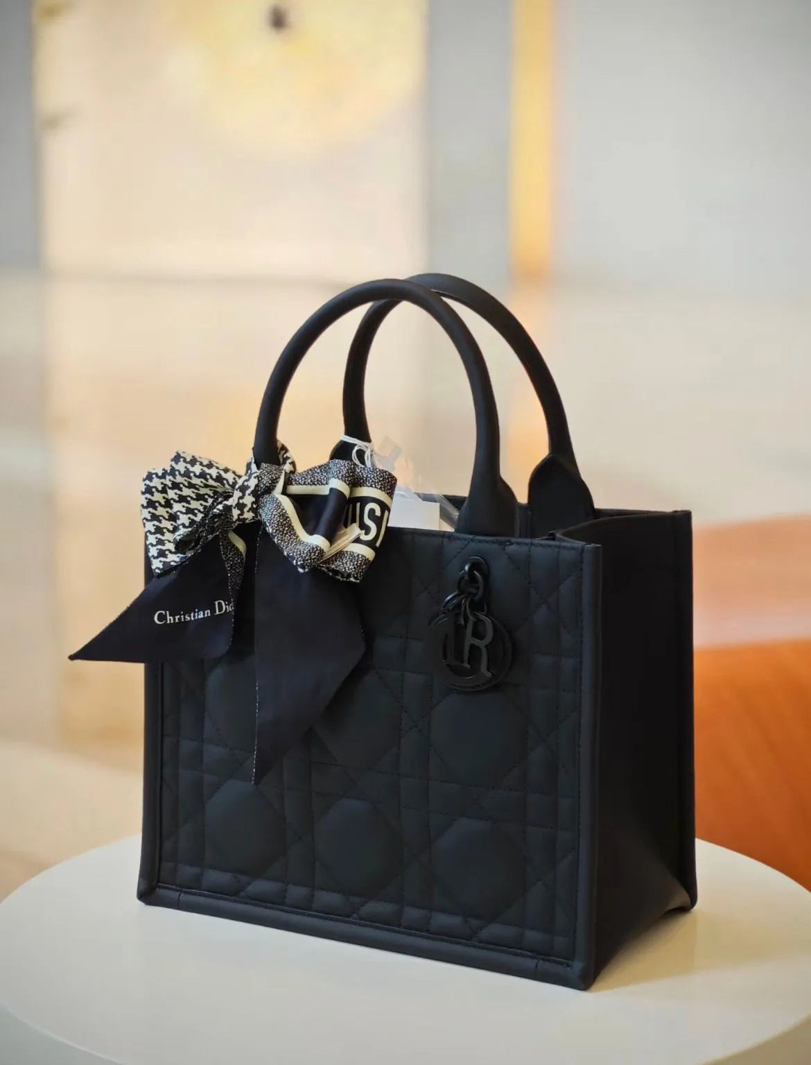 Sac Dior Tote – Cuir Cannage Noir