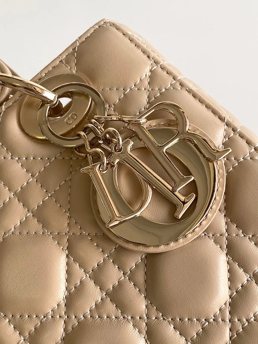 Sac Lady Dior  Small – Cuir Cannage