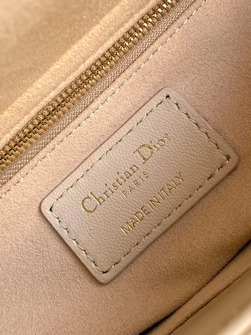 Sac Lady Dior  Small – Cuir Cannage